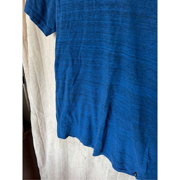 Hurley Blue V-Neck T-Shirt Premium Fit Mens Size Small - Picture 3 of 7